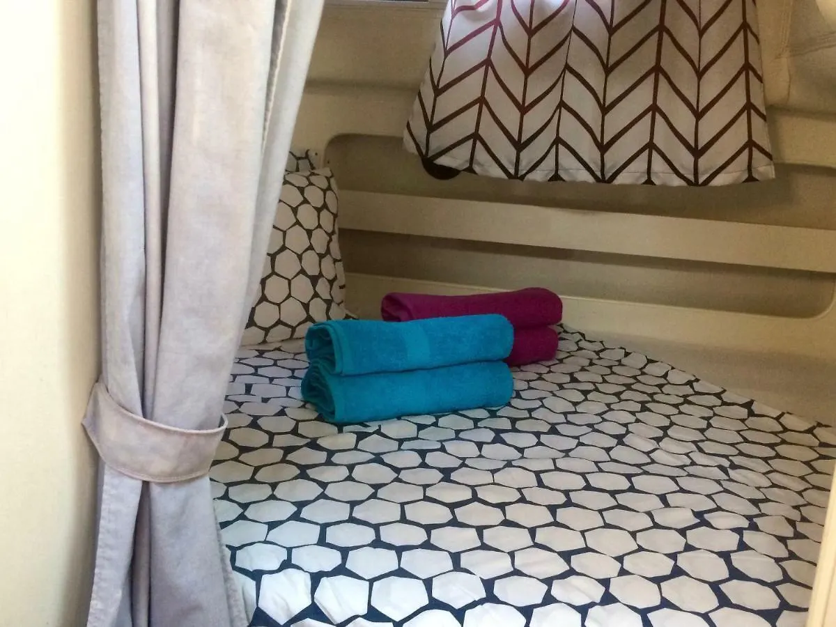Botel Yacht Experience Barcelona Hotel Sant Adria de Besos